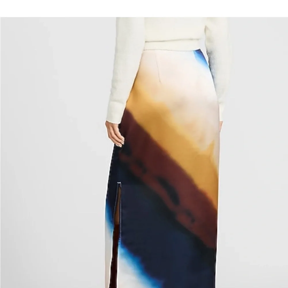 Express Ombre Maxi Skirt in Navy, Blue & Cream - Picture 2 of 4